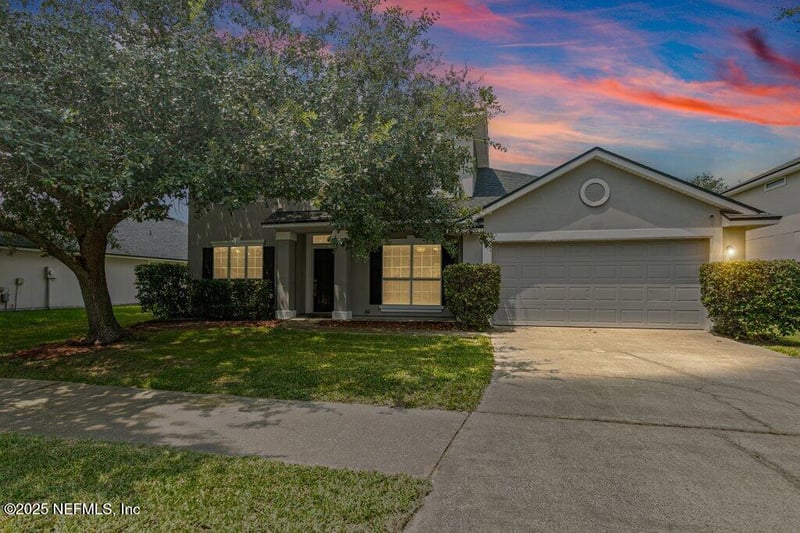 9309 Prosperity Lake Dr, Jacksonville, FL 32244