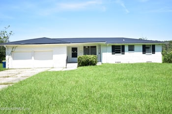 3037 Ribault Scenic Dr, Jacksonville, FL 32208