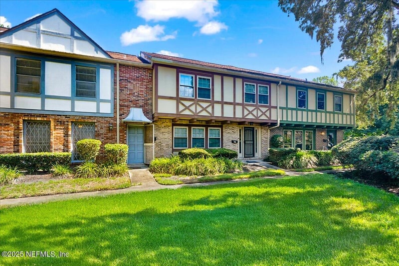 8150 Sutton Pl, Jacksonville, FL 32217