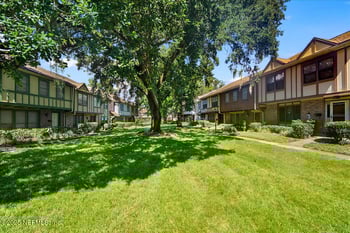 8150 Sutton Pl, Jacksonville, FL 32217