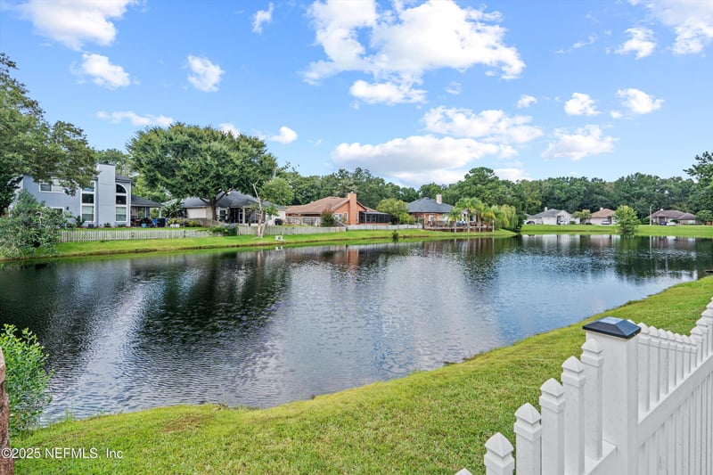 1754 Tall Tree Dr, Jacksonville, FL 32246