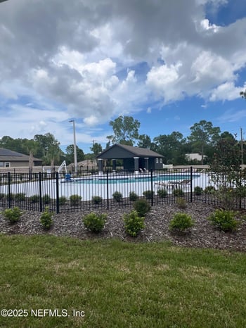 71 Green Cir, Palm Coast, FL 32164