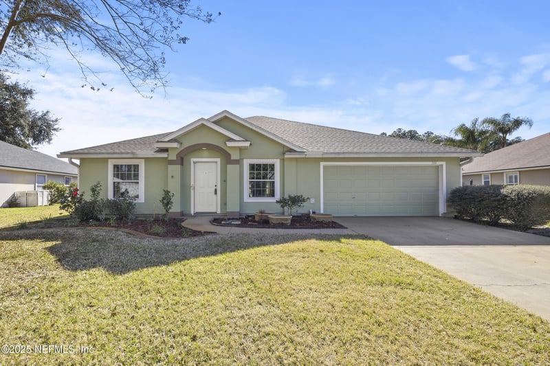594 Lady Lake Rd, Jacksonville, FL 32218