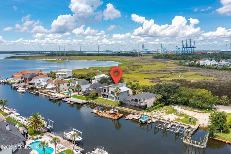 11050 Harbor Cay Ct, Jacksonville, FL 32225