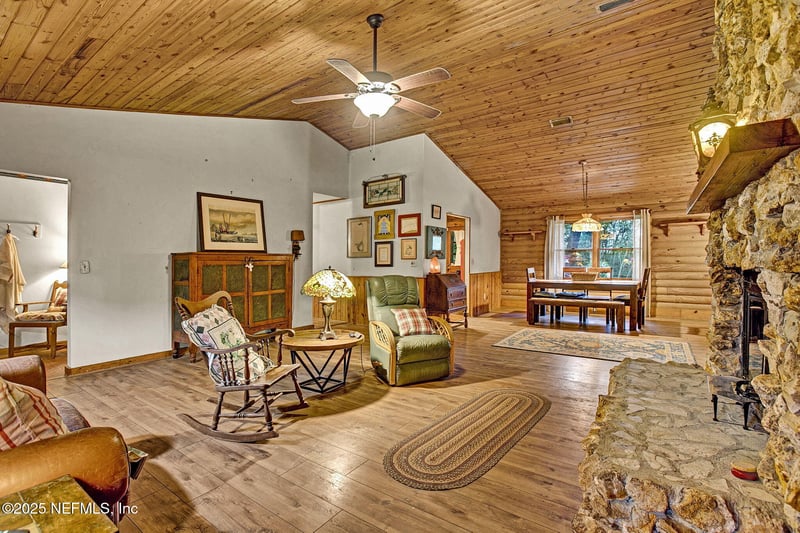 2029 Shadow Ln, Neptune Beach, FL 32266