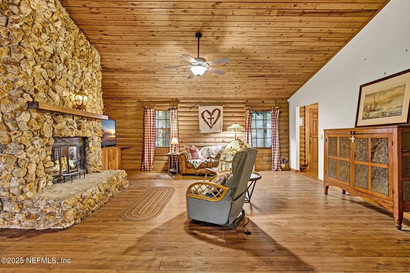 2029 Shadow Ln, Neptune Beach, FL 32266