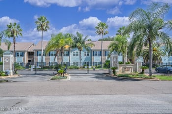 1601 Nectarine St #F5, Fernandina Beach, FL 32034
