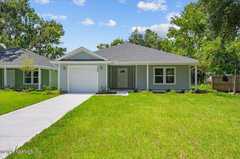 302 14th St, Palatka, FL 32177