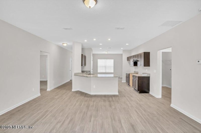 7276 Ridgeway Rd, Jacksonville, FL 32244