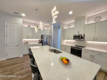 37 Suzanne Lake Dr, St Augustine, FL 32095