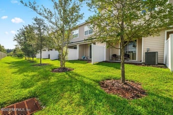 281 Annies Pl, Jacksonville, FL 32218