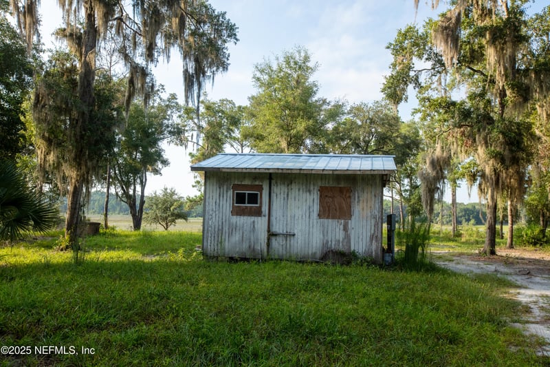 111 Serena Cir, Melrose, FL 32666