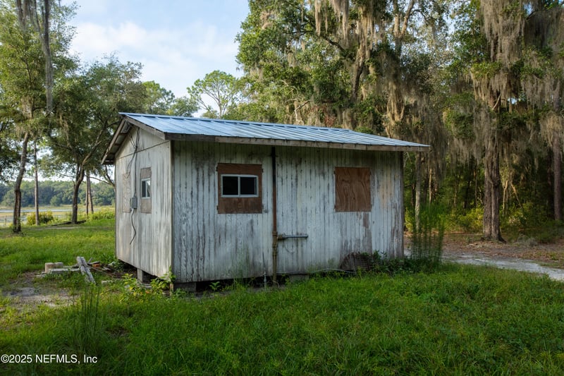 111 Serena Cir, Melrose, FL 32666