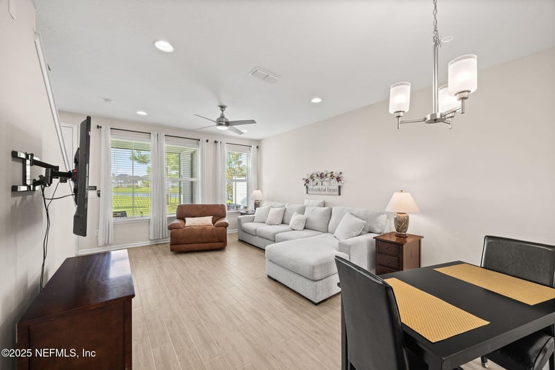 296 Brandon Lks Dr, St Augustine, FL 32092