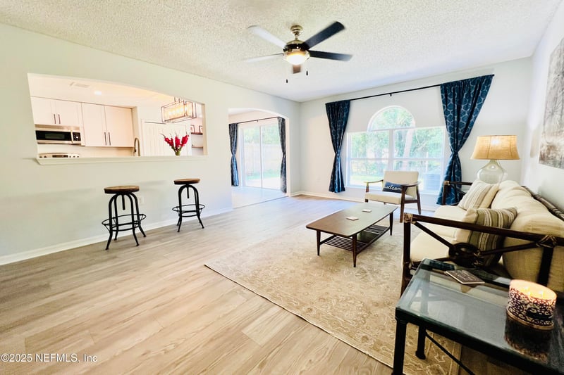 7353 Lawn Tennis Ln, Jacksonville, FL 32277