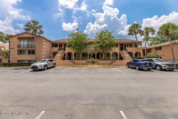 5375 Ortega Farms Blvd #309, Jacksonville, FL 32210