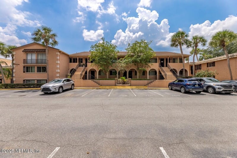 5375 Ortega Farms Blvd #309, Jacksonville, FL 32210
