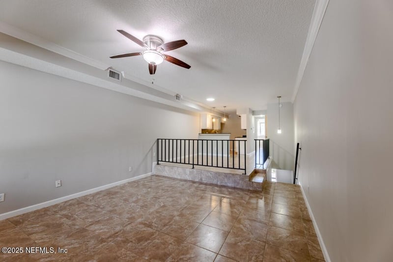 5375 Ortega Farms Blvd #309, Jacksonville, FL 32210