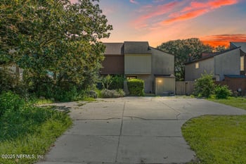 1741 Seminole Rd, Atlantic Beach, FL 32233