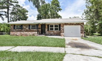 201 Saturn Ln, Orange Park, FL 32073