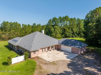 36821 Dyal Rd, Callahan, FL 32011