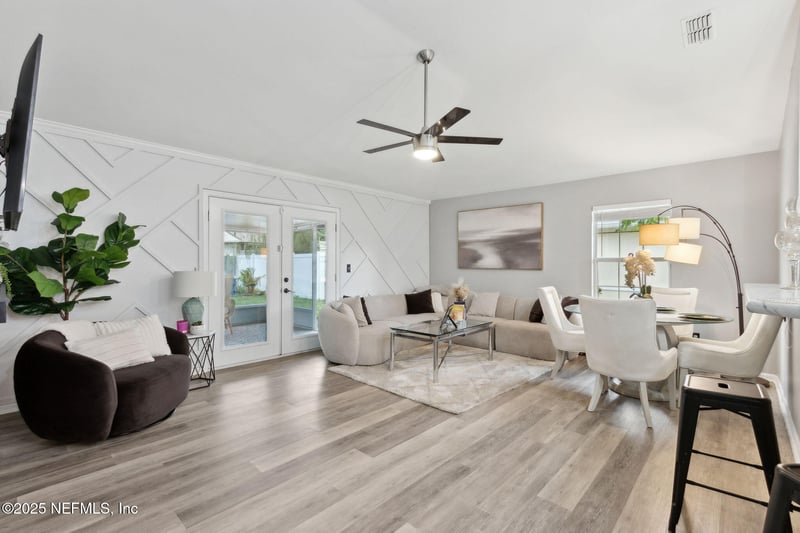 1658 Hudderfield Cir, Jacksonville, FL 32246