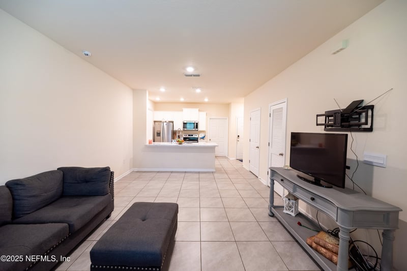 86990 Mainline Rd, Yulee, FL 32097