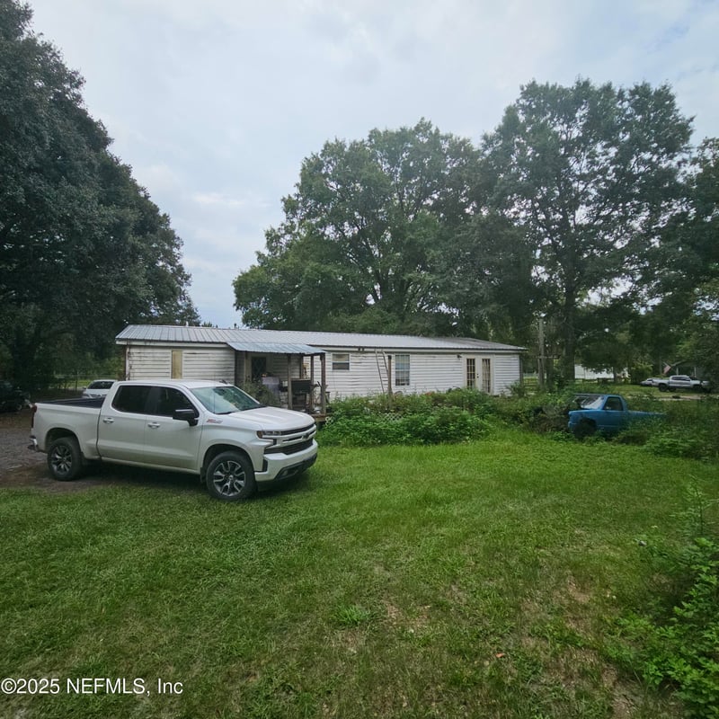 4318 Deerfield Cir, Macclenny, FL 32063