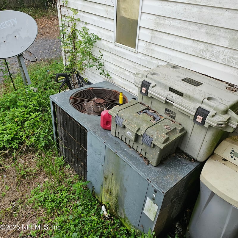 4318 Deerfield Cir, Macclenny, FL 32063