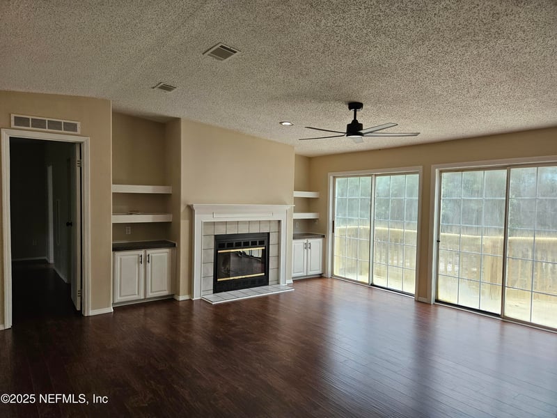 2469 Oleander Ave, Middleburg, FL 32068