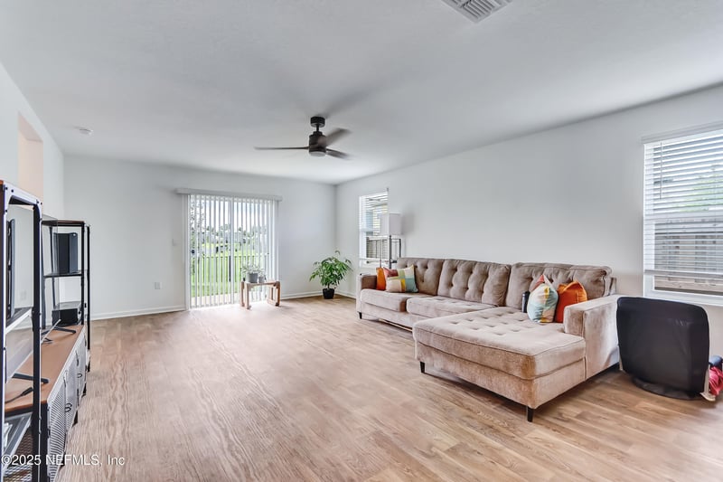 12074 Green Thicket Ln, Jacksonville, FL 32219