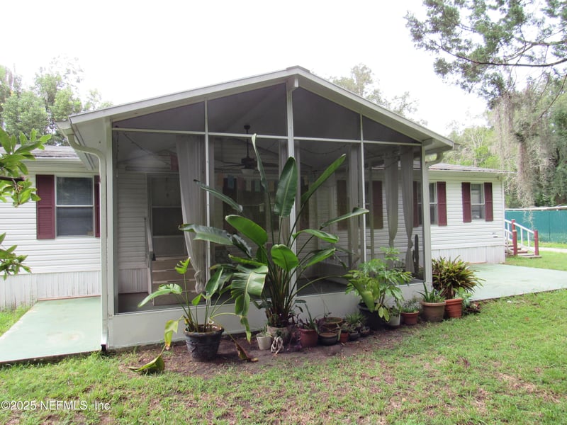 1148 Harmony Dr, St Johns, FL 32259