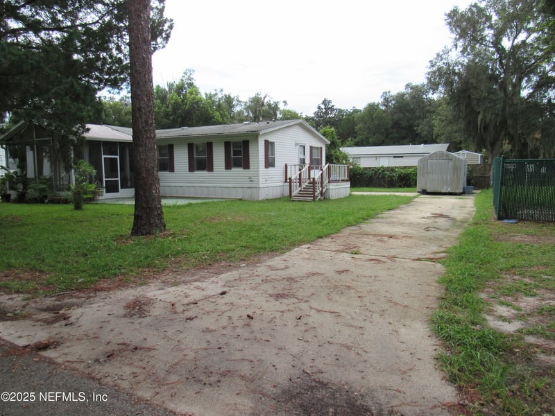 1148 Harmony Dr, St Johns, FL 32259