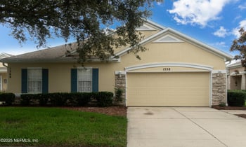 1558 Calming Water Dr, Fleming Island, FL 32003