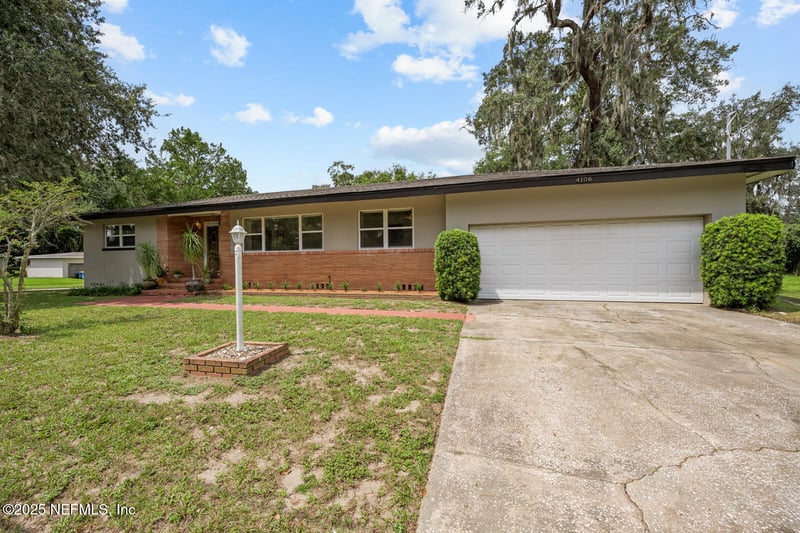 4106 Ferber Rd, Jacksonville, FL 32277