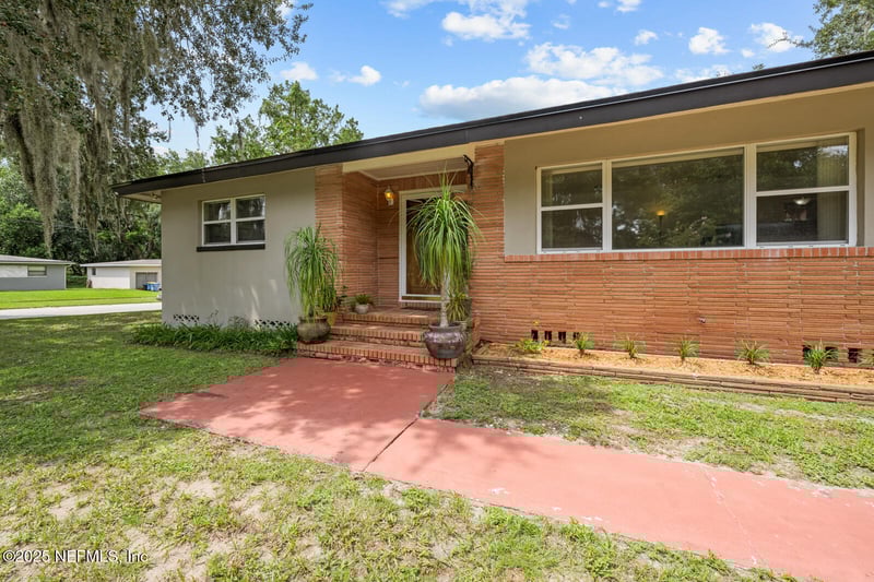 4106 Ferber Rd, Jacksonville, FL 32277