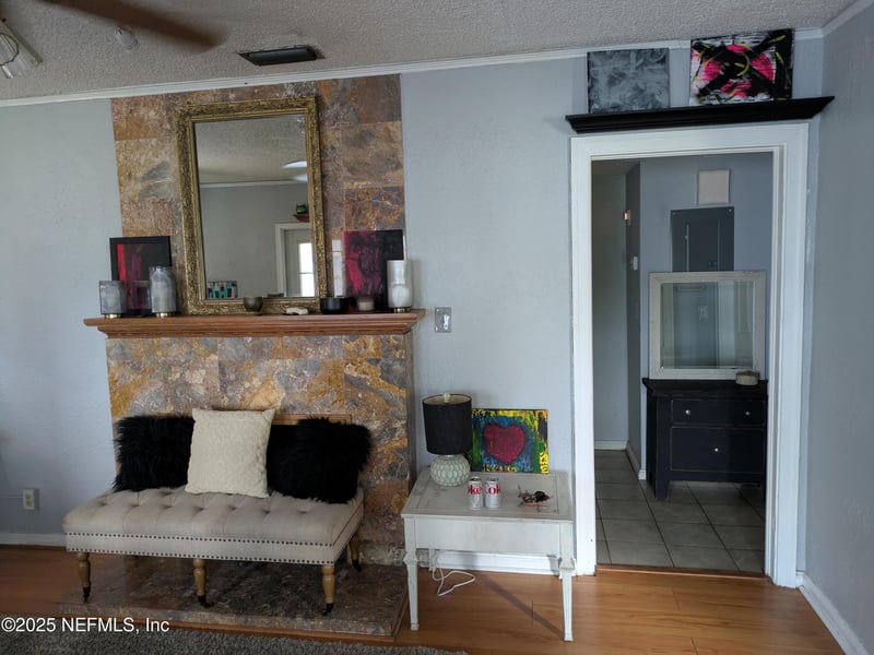 7173 Lucky Dr, Jacksonville, FL 32208