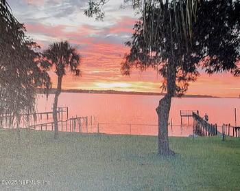 115 Sunset Point Rd, East Palatka, FL 32131