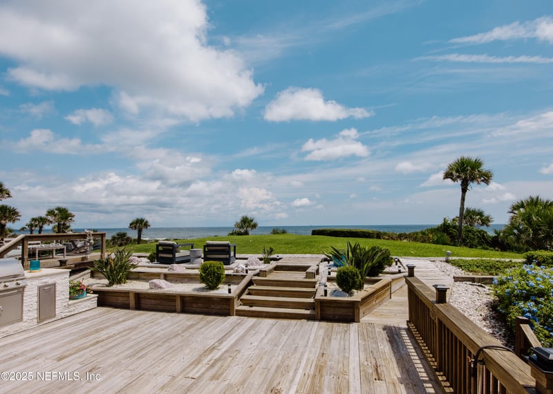 2277 Seminole Rd #M, Atlantic Beach, FL 32233