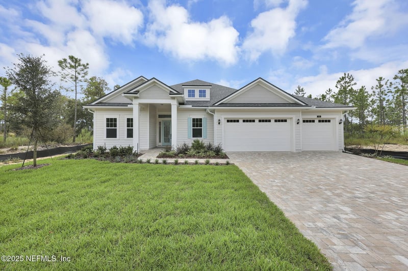 94 Blue River Dr, St Augustine, FL 32092