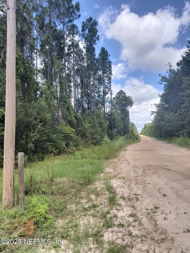 4337 Bondarenko Rd, Keystone Heights, FL 32656