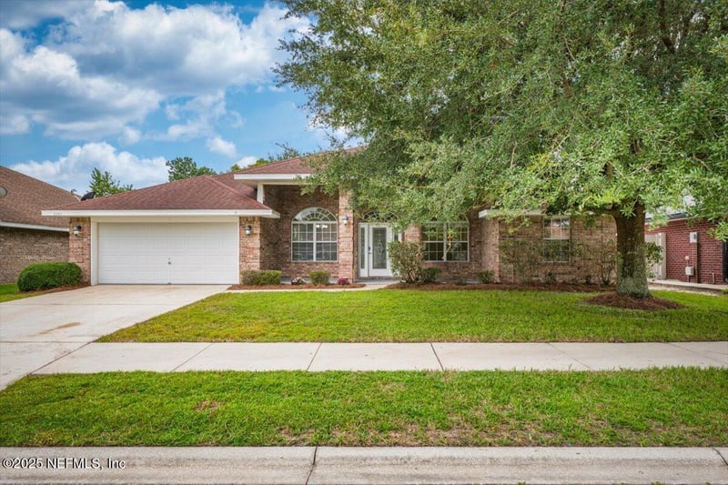 3221 Silverado Cir, Green Cove Springs, FL 32043