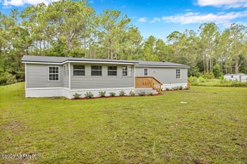 6357 Armstrong Rd, Elkton, FL 32033