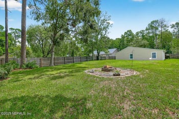 5023 Tan St, Jacksonville, FL 32258