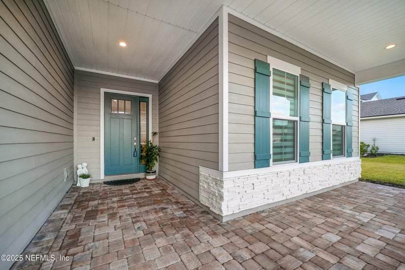 29 Tradesman Ln, St Johns, FL 32259