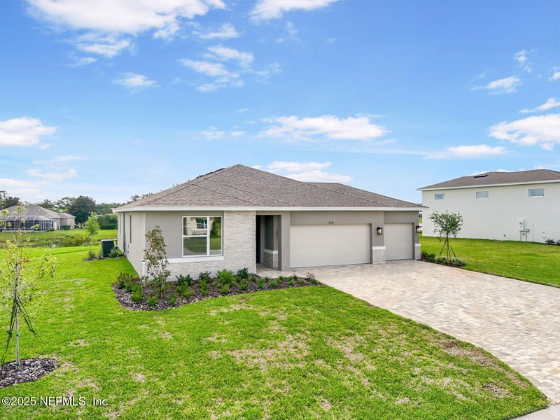 9156 Players Dr, Weeki Wachee, FL 34613