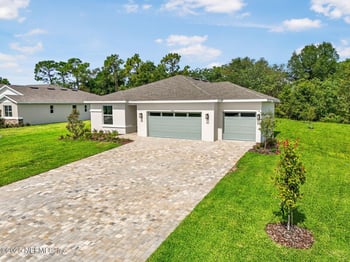 9195 Players Dr, Weeki Wachee, FL 34613