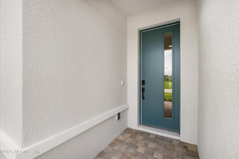 9195 Players Dr, Weeki Wachee, FL 34613