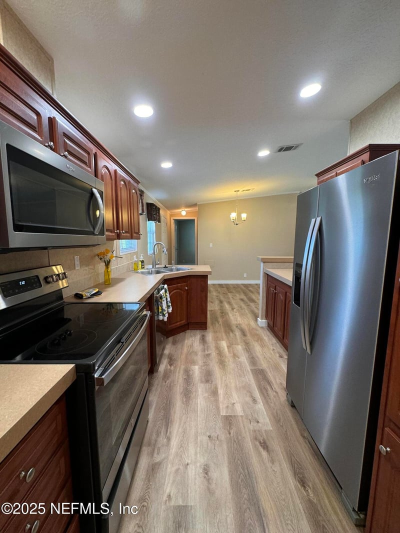 5829 Mora Pl, Elkton, FL 32033