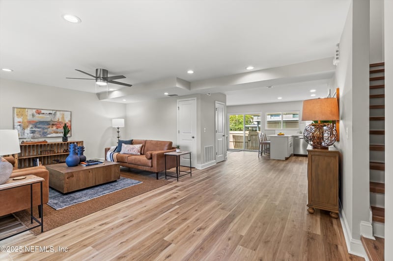 8211 Kensington Sq, Jacksonville, FL 32217